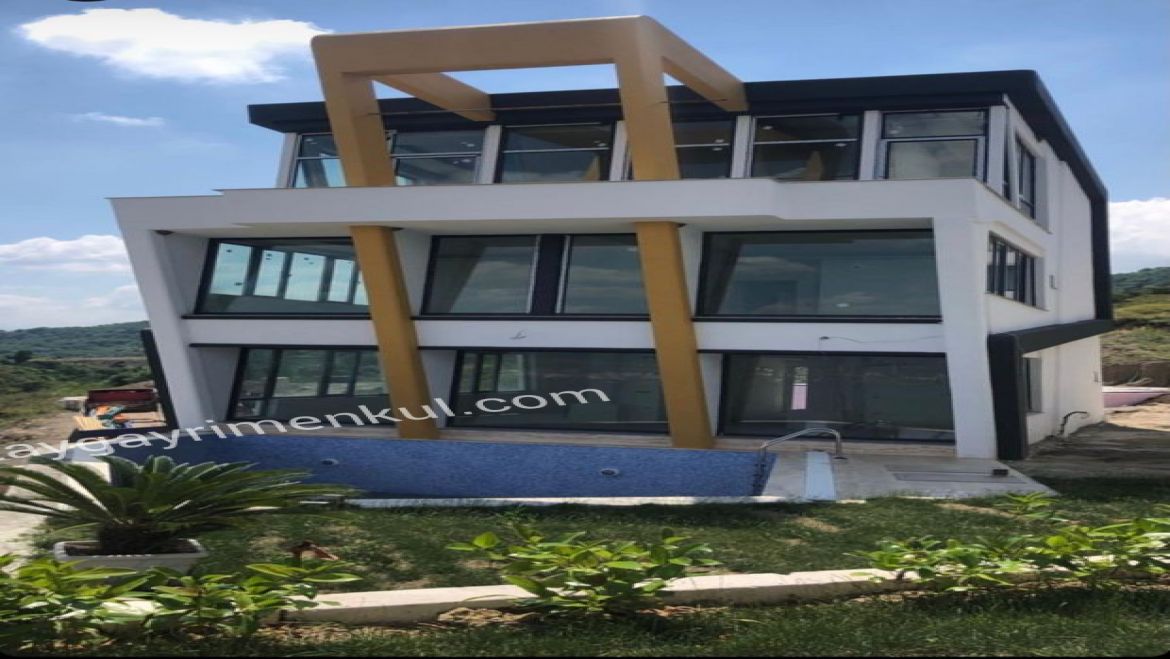 Kocaeli Gölcük İNALTAY GAYRİMENKUL'DEN DEĞİRMENDERE'DE SATILIK VİLLA... Satılık Villa